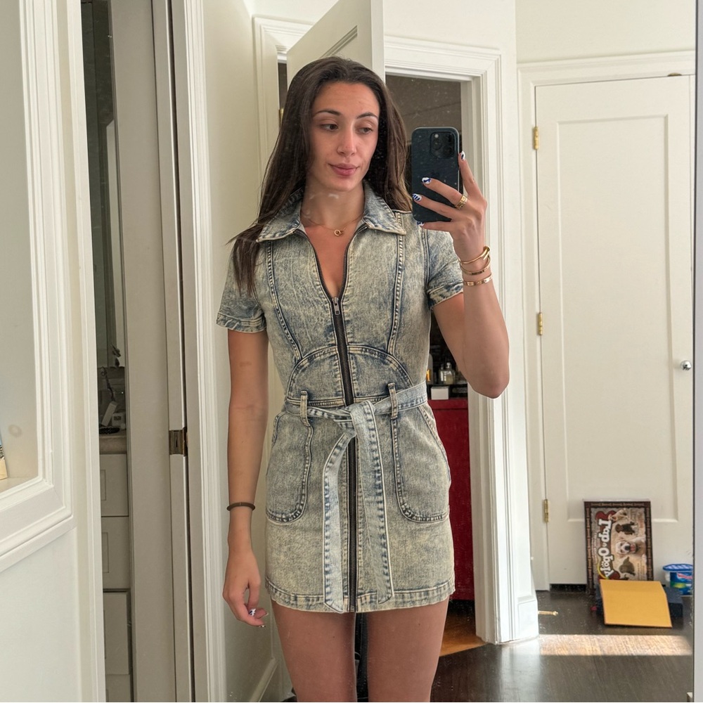 Alice and olivia light wash denim mini dress zip up